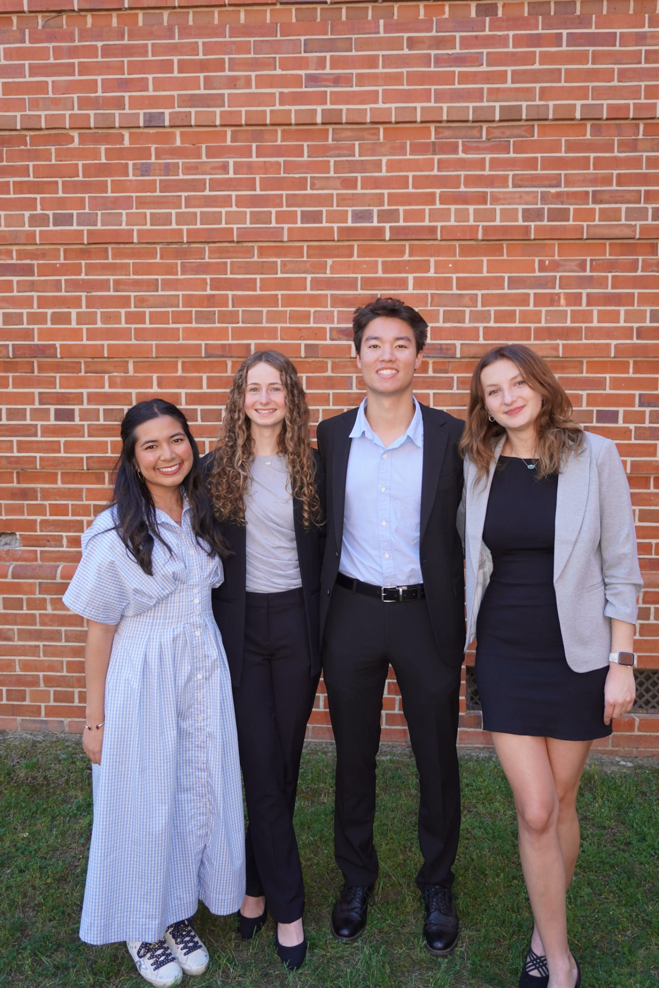 AED members dressed professionally outside the USC School of Medicine